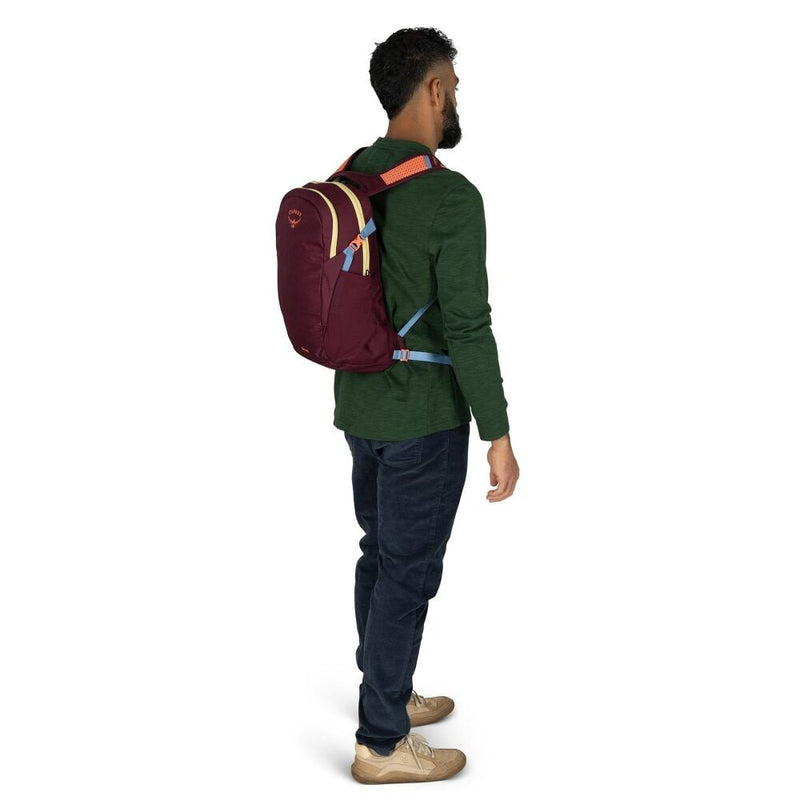Load image into Gallery viewer, Osprey Daylite Daypack Moody Burgundy
