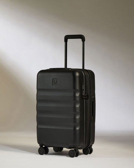 Antler Icon Stripe Cabin Roller Case - Black 
